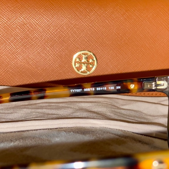 ?Tory Burch Sunglasses main image 5